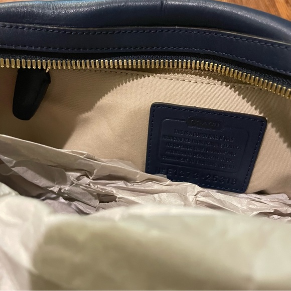 Coach Handbag - Picture 3 of 3